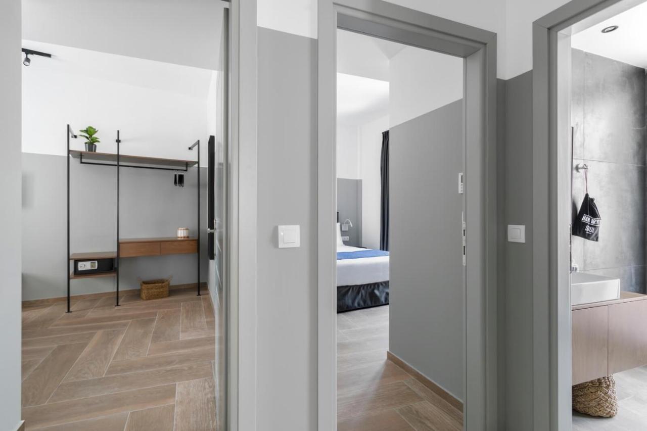 Hotel Play Theatrou Athens
